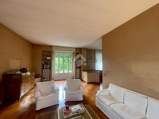 Casa in vendita a Montichiari, Lombardia