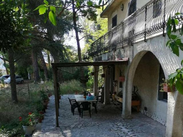 Casa in vendita a Larderia, Messina