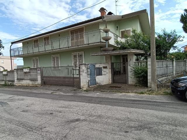 Casa in vendita a Villa Andreoli, Lanciano
