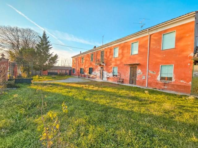 Casa in vendita a Piemonte, Alessandria