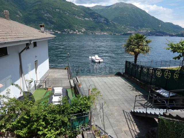 Casa in vendita a Lezzeno, Lombardia