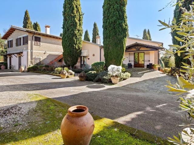 Casa in vendita a Unione di Comuni Montani Colline del Fiora, Manciano