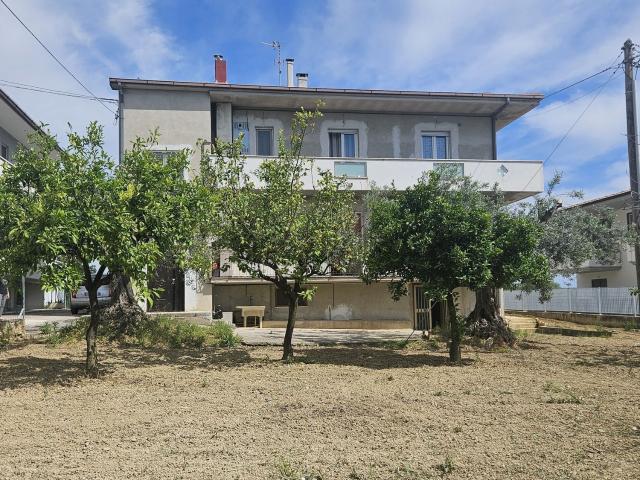 Casa in vendita a Ripattoni Vecchio, Cepagatti