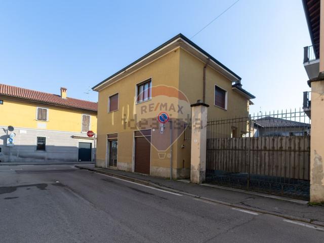 Casa in vendita a Inzago, Lombardia