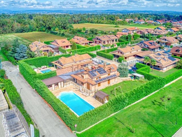 Casa in vendita a Piemonte, Torino
