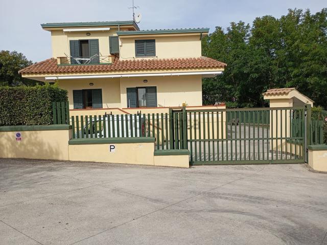 Casa in vendita a Caserta, Campania