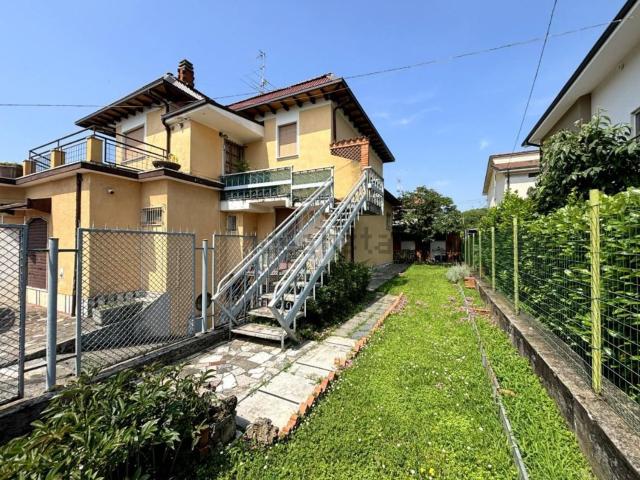 Casa in vendita a Passirano, Brescia