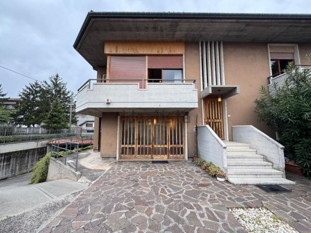Casa in vendita a San Bonifacio, Veneto