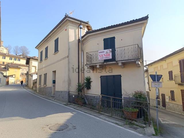 Casa in vendita a Piemonte, Asti