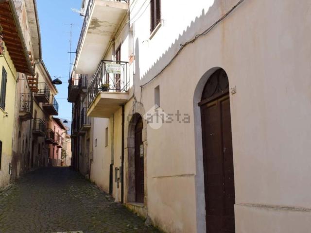 Casa in vendita a Tagliacozzo, Abruzzo