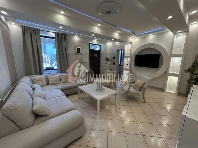 Casa in vendita a Scandolara Ravara, Lombardia