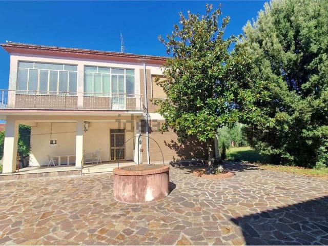 Casa in vendita a Sant'Emidio, Alatri