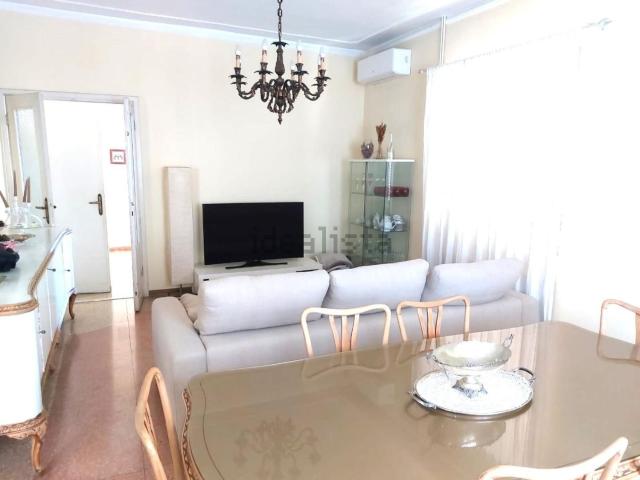 Casa in vendita a Marina di Massa, Marina Di Massa