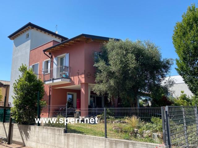 Casa in vendita a Lazise, Veneto