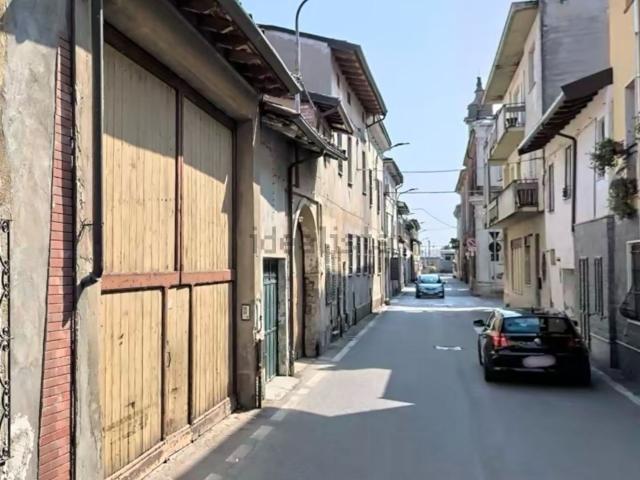 Casa in vendita a Piemonte, Vercelli