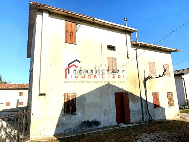 Casa in vendita a Maserada Sul Piave, Veneto