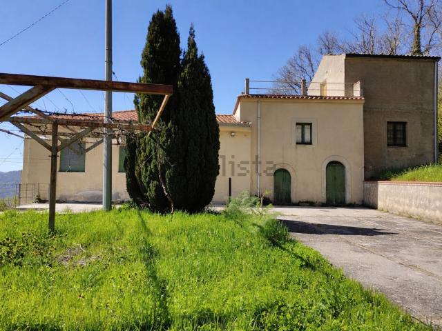 Casa in vendita a Tortorici, Sicilia