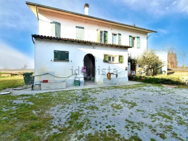 Casa in vendita a Unione della Romagna Faentina, Faenza