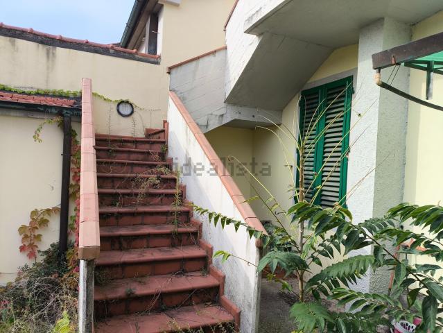 Casa in vendita a Monsummano Terme, Pistoia