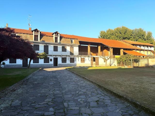 Casa in vendita a Piemonte, Novara