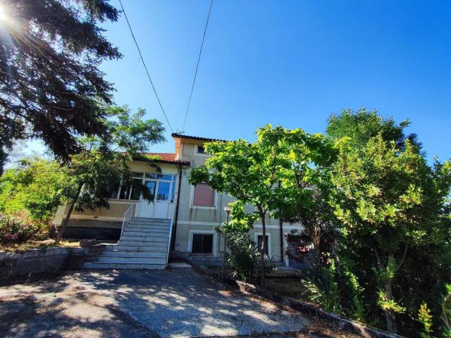 Casa in vendita a Cassano Irpino, Campania