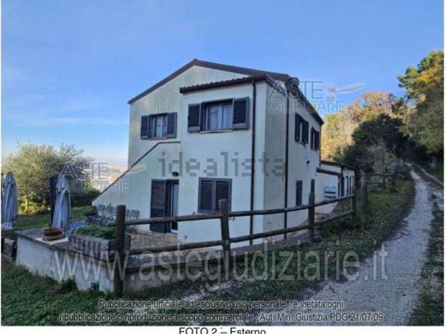 Casa in vendita a Ghettarello, Ancona