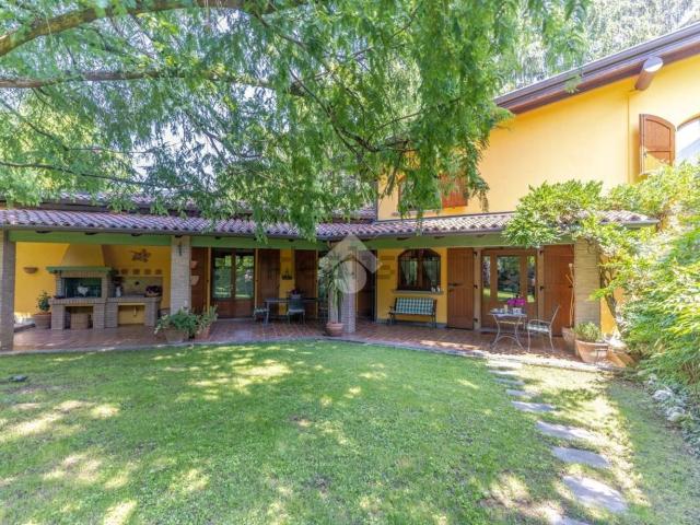 Casa in vendita a Cascina Uccellanda, Scanzorosciate
