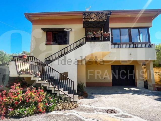 Casa in vendita a Rocchetta E Croce, Campania