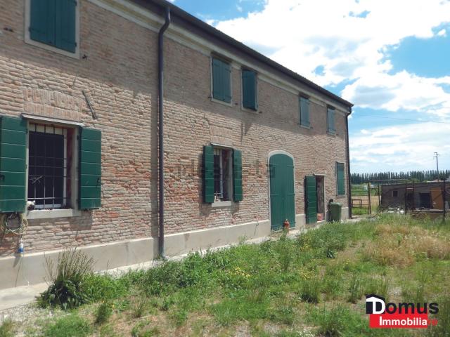 Casa in vendita a Fondo Reno, Ferrara