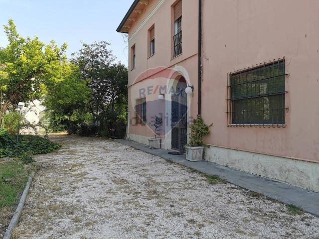 Casa in vendita a Unione Alto Ferrarese, Cento