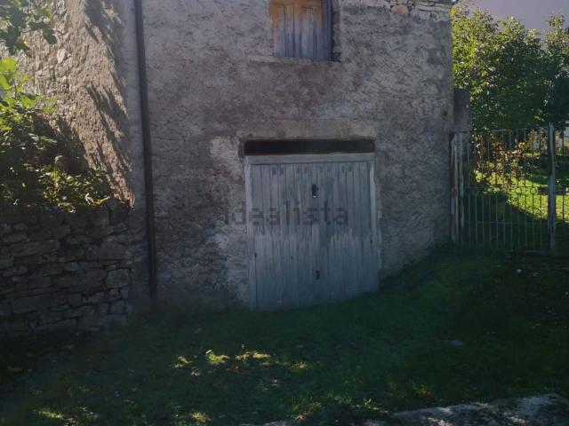Casa in vendita a Castelpetroso, Molise