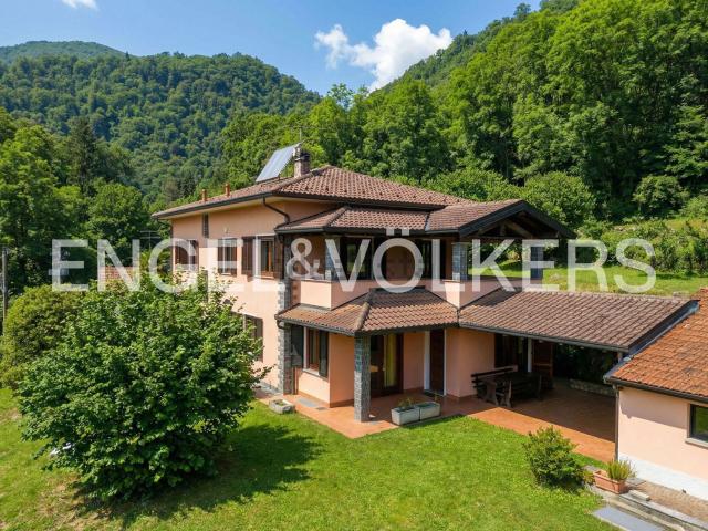 Casa in vendita a Comunità Montana Valli del Verbano, Cuveglio