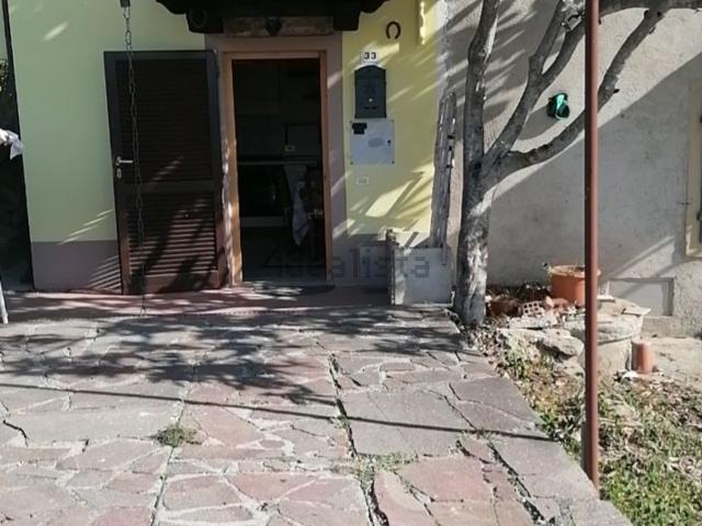 Casa in vendita a Lamporecchio, San Baronto