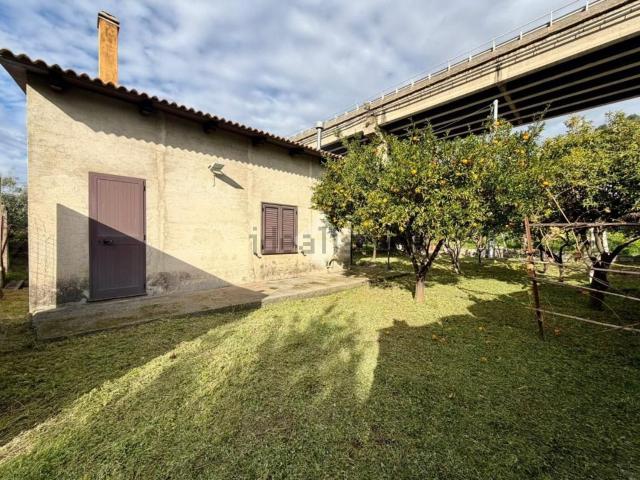Casa in vendita a Calabria, Cosenza