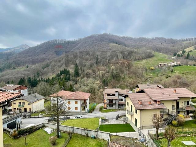Casa in vendita a Comunità Montana della Valle Brembana, Serina