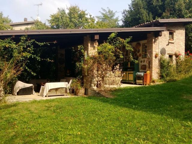 Casa in vendita a Lugagnano Val D'arda, Reggio Emilia