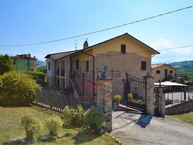 Casa in vendita a Marche, Fermo