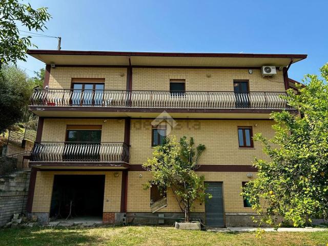 Casa in vendita a Veroli, Lazio