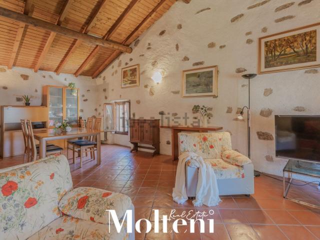 Casa in vendita a Bellano, Lombardia