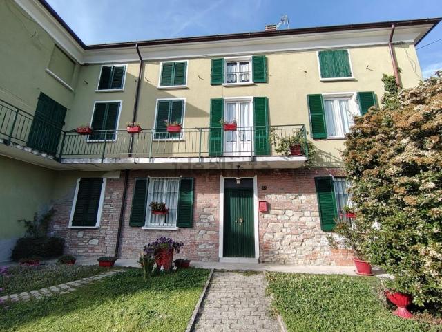 Casa in vendita a Fortunago, Lombardia