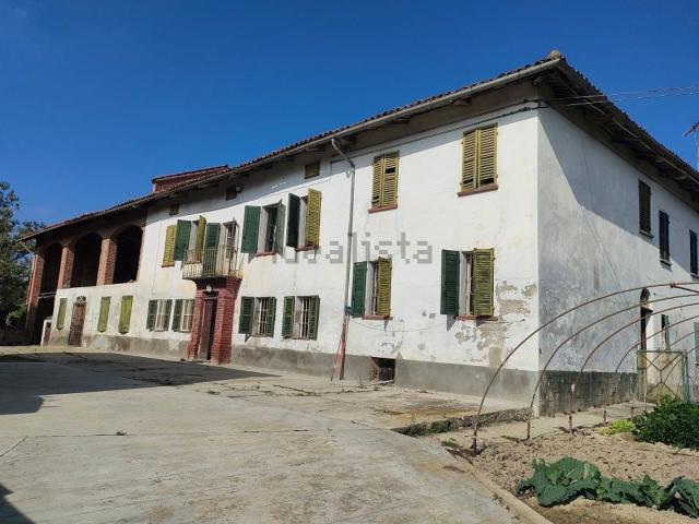 Casa in vendita a Piemonte, Asti