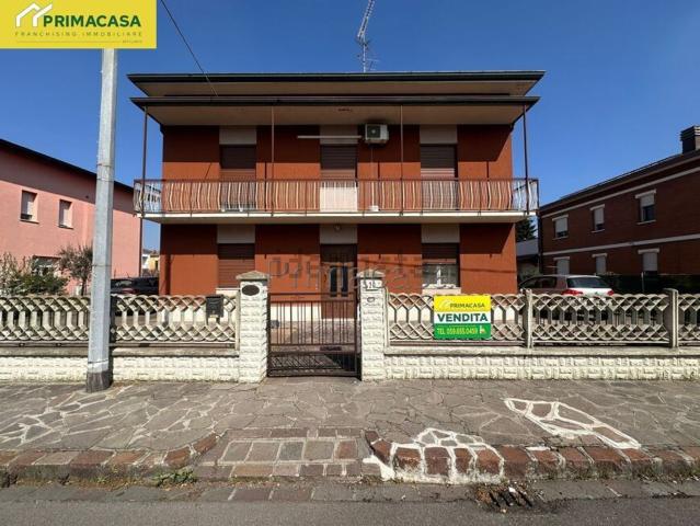 Casa in vendita a Unione delle Terre d'Argine, Carpi