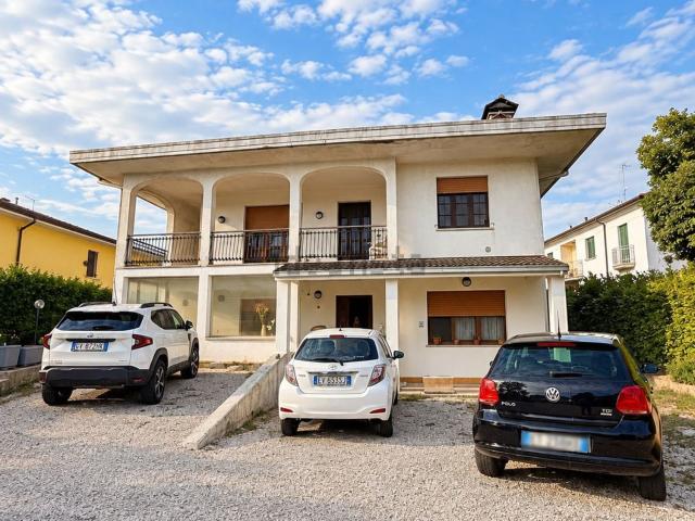 Casa in vendita a San Giorgio al Tagliamento, San Michele al Tagliamento