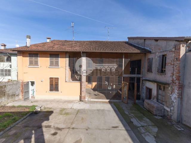 Casa in vendita a Ghedi, Lombardia