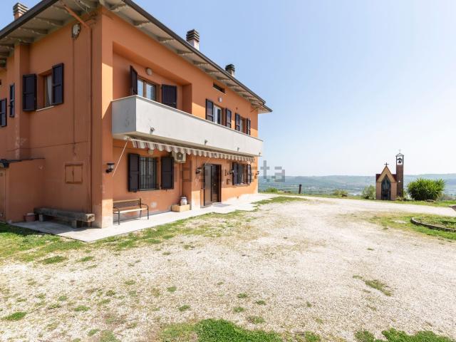 Casa in vendita a Castelvecchio, Marche