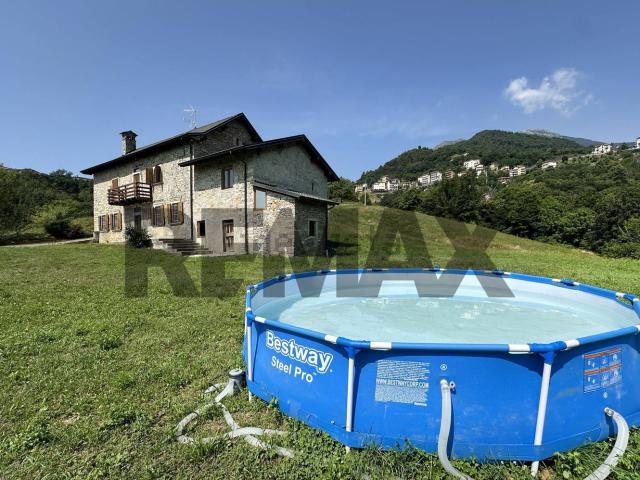 Casa in vendita a Ca Mosché, Rota d'Imagna