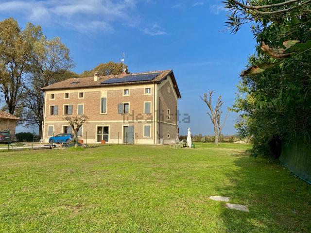Casa in vendita a Pianura Reggiana, Re