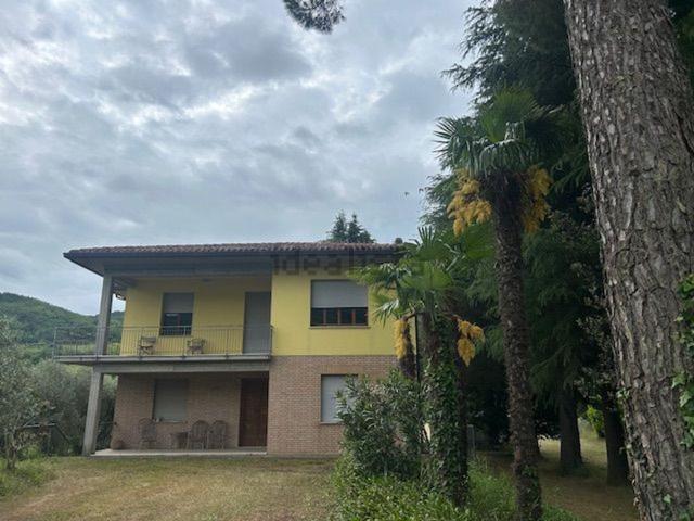 Casa in vendita a Unione della Romagna Faentina, Brisighella