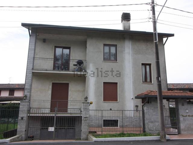 Casa in vendita a Cellina, Leggiuno
