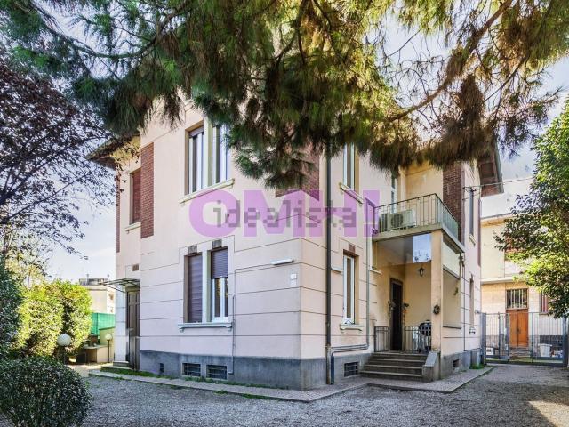 Casa in vendita a Gallarate, Lombardia
